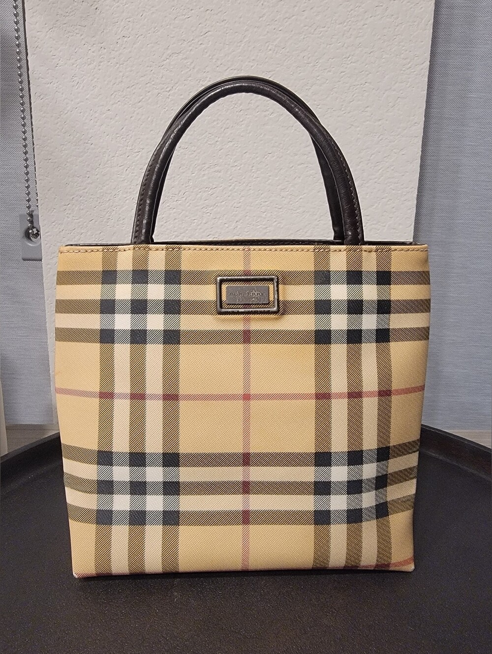 Authentic Burberry Haymarket Check Tote Bag Brown Leather Handles Nova Check